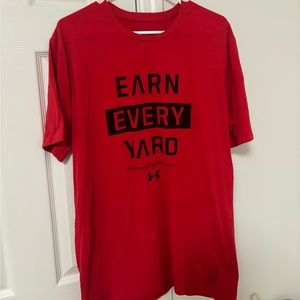 Men’s XL under armor shirt